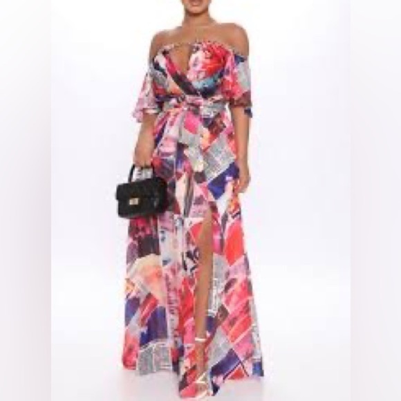 FASHION NOVA HIGH SLIT MULTICOLOR MAXI DRESS! - Picture 1 of 8